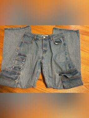 Cargo Jeans
